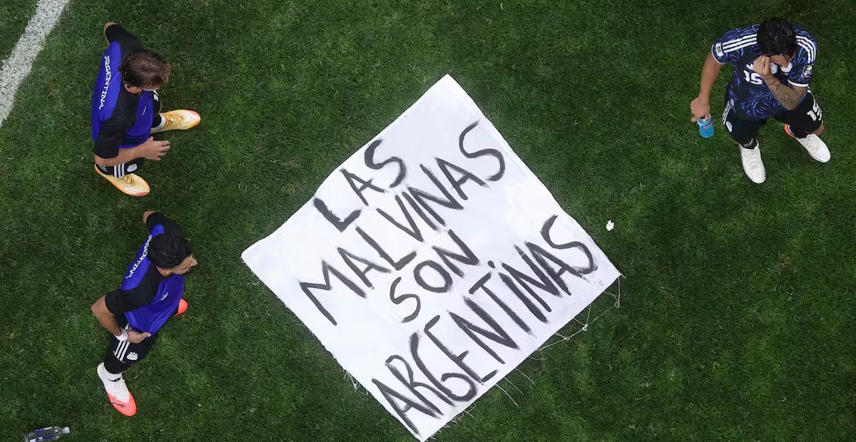 Los incómodos festejos del Gobierno tras el triunfo de la Selección