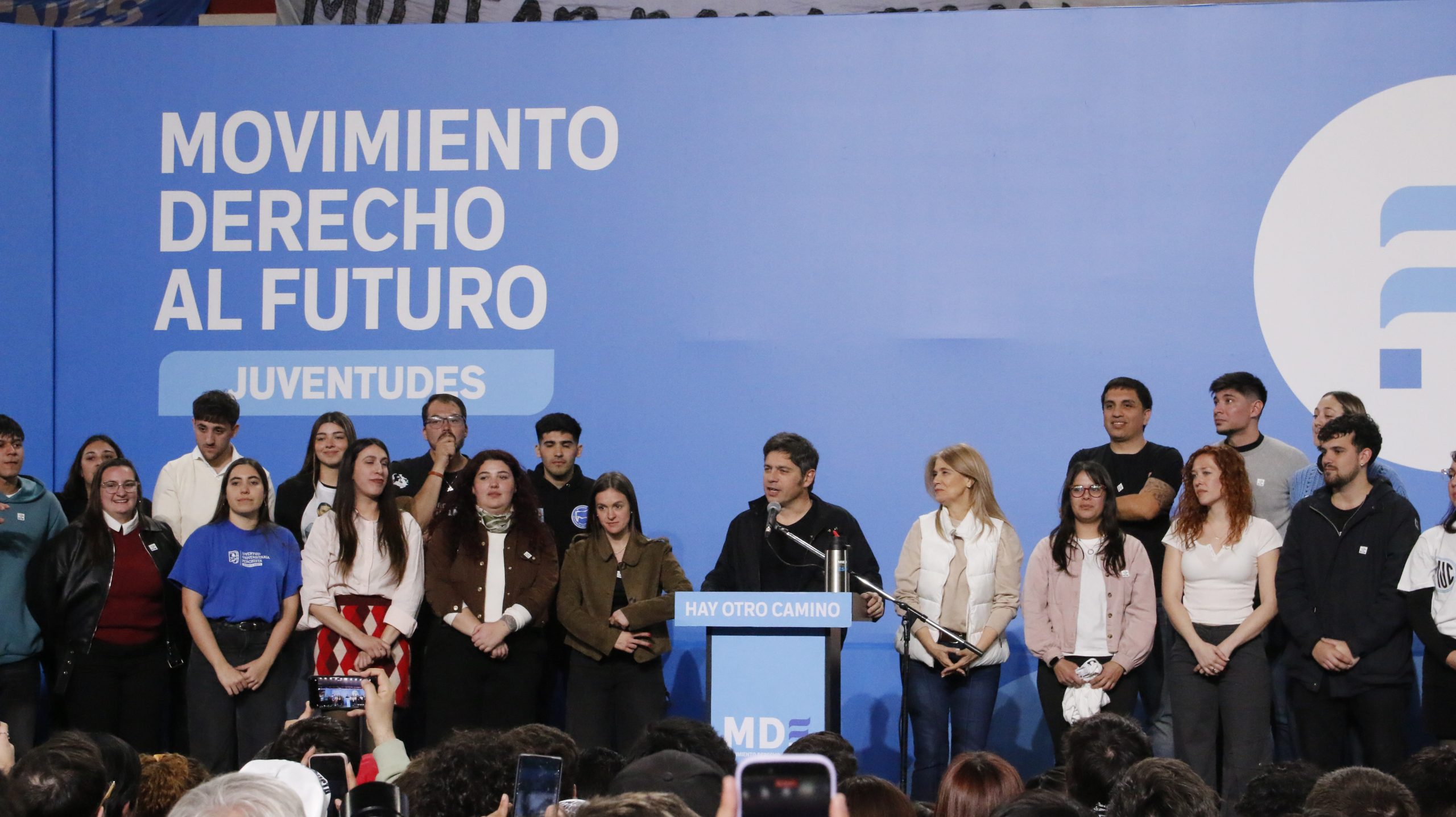 Kicillof: ”Las pibas y los pibes tienen que ser los protagonistas que nos impulsen y nos muestren el norte hacia dónde ir”