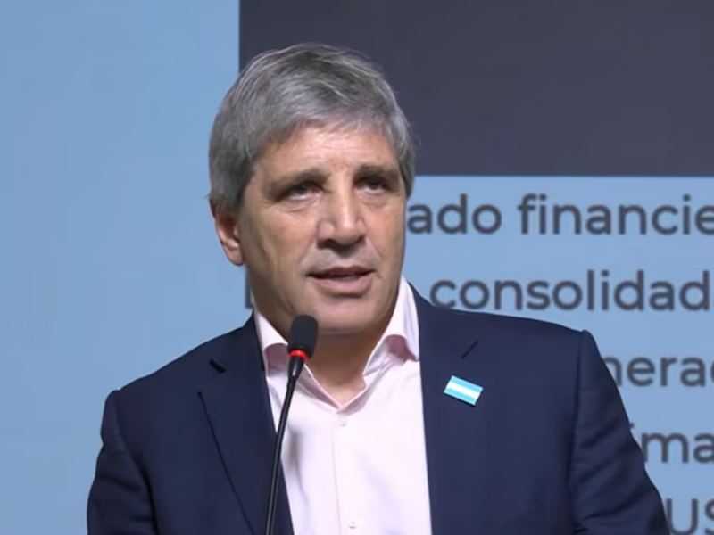 Caputo calificó de «anticristo» a Kicillof y cuestionó a quienes piden una devaluación